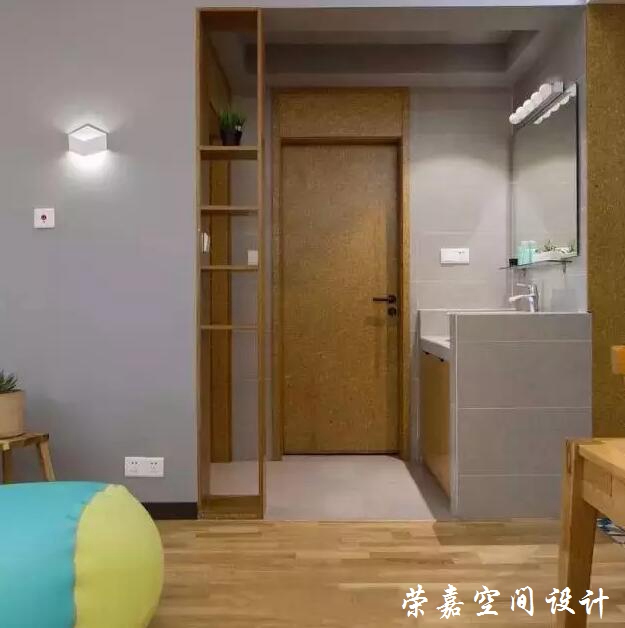 你關(guān)心過(guò)廁所門的選擇嗎？后悔沒(méi)早點(diǎn)發(fā)現(xiàn)！